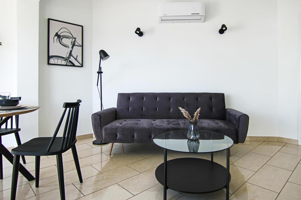 Phaedrus Living Seaside Junior Suite Lighthouse 63 Paphos Exterior photo