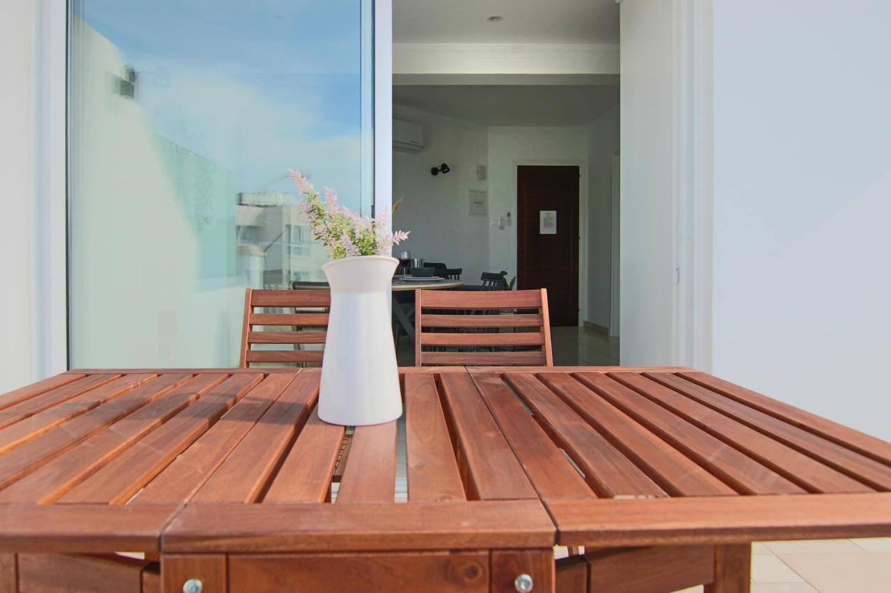 Phaedrus Living Seaside Junior Suite Lighthouse 63 Paphos Exterior photo
